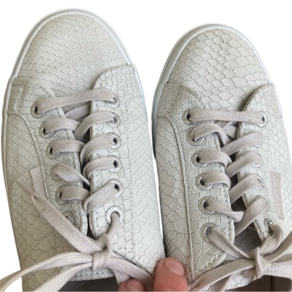 Women’s Superga Crocodile Pattern Cream Sneakers Size 9 - Picture 5 of 7